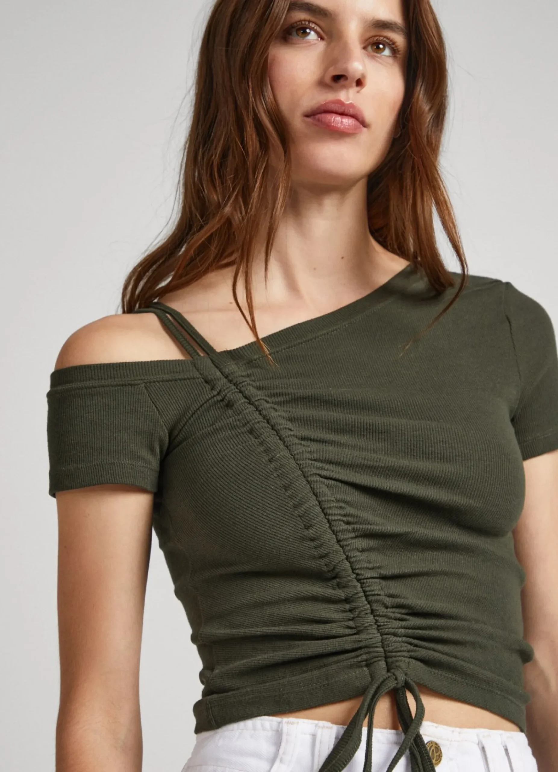 Mulher Pepe Jeans T-Shirts>Camisa Canelada Gola Assimetrica