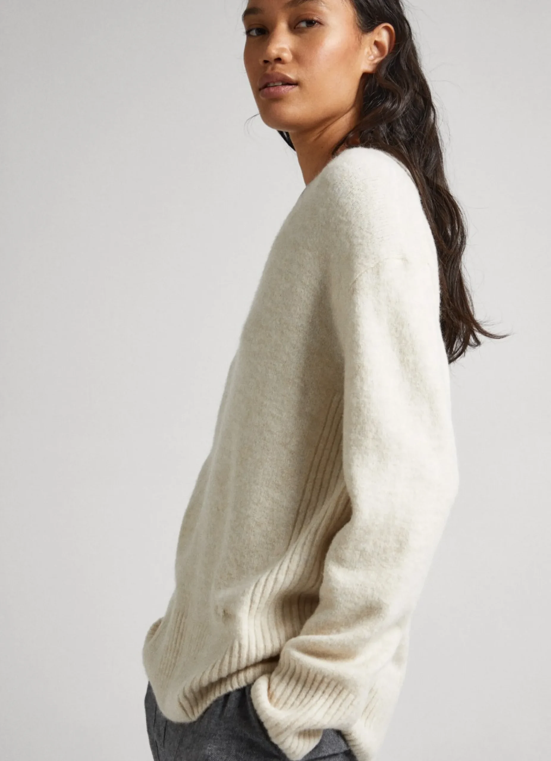 Mulher Pepe Jeans Malhas>Camisola Decote V