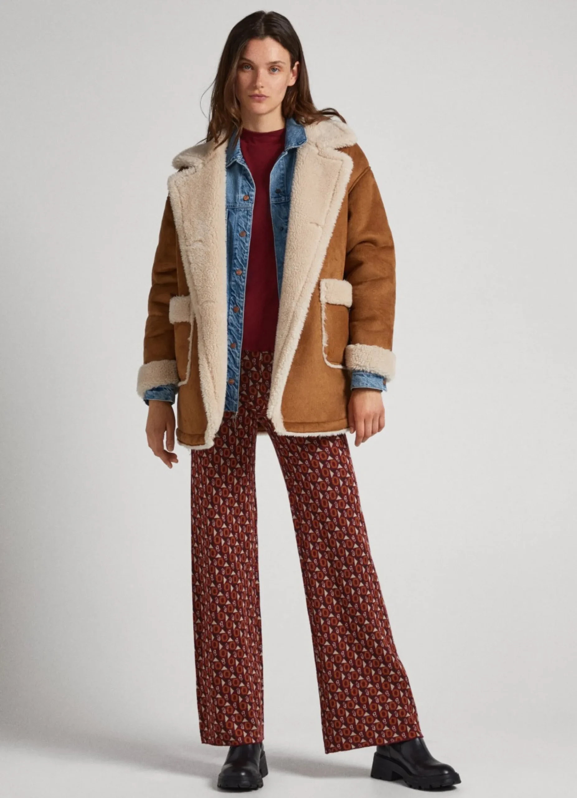 Mulher Pepe Jeans Casaco E Jaquetas>Casaco Camurca Com Forro Borrego