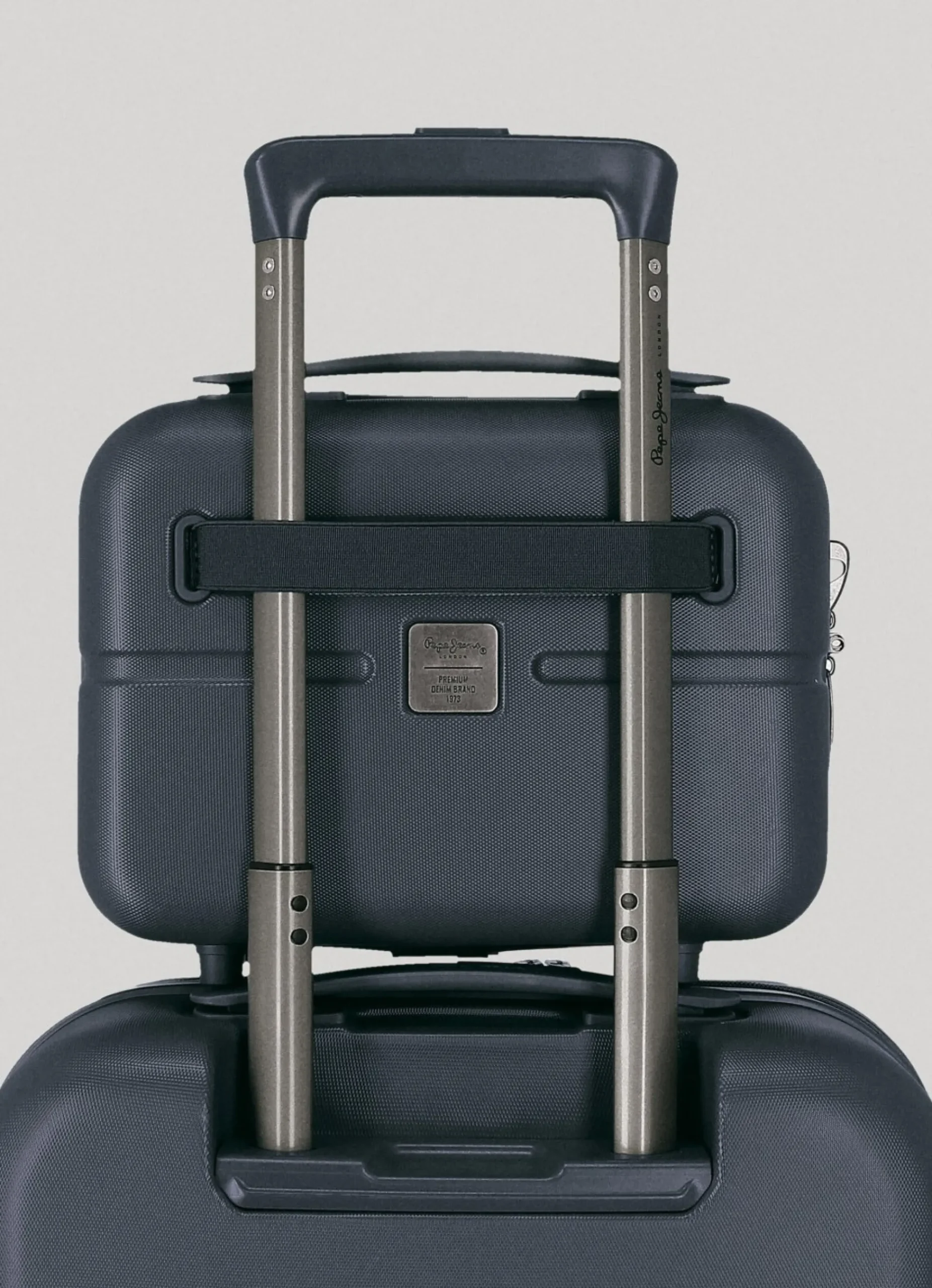 Mulher Pepe Jeans Malas>Necessaire Viagem Logo Em Relevo