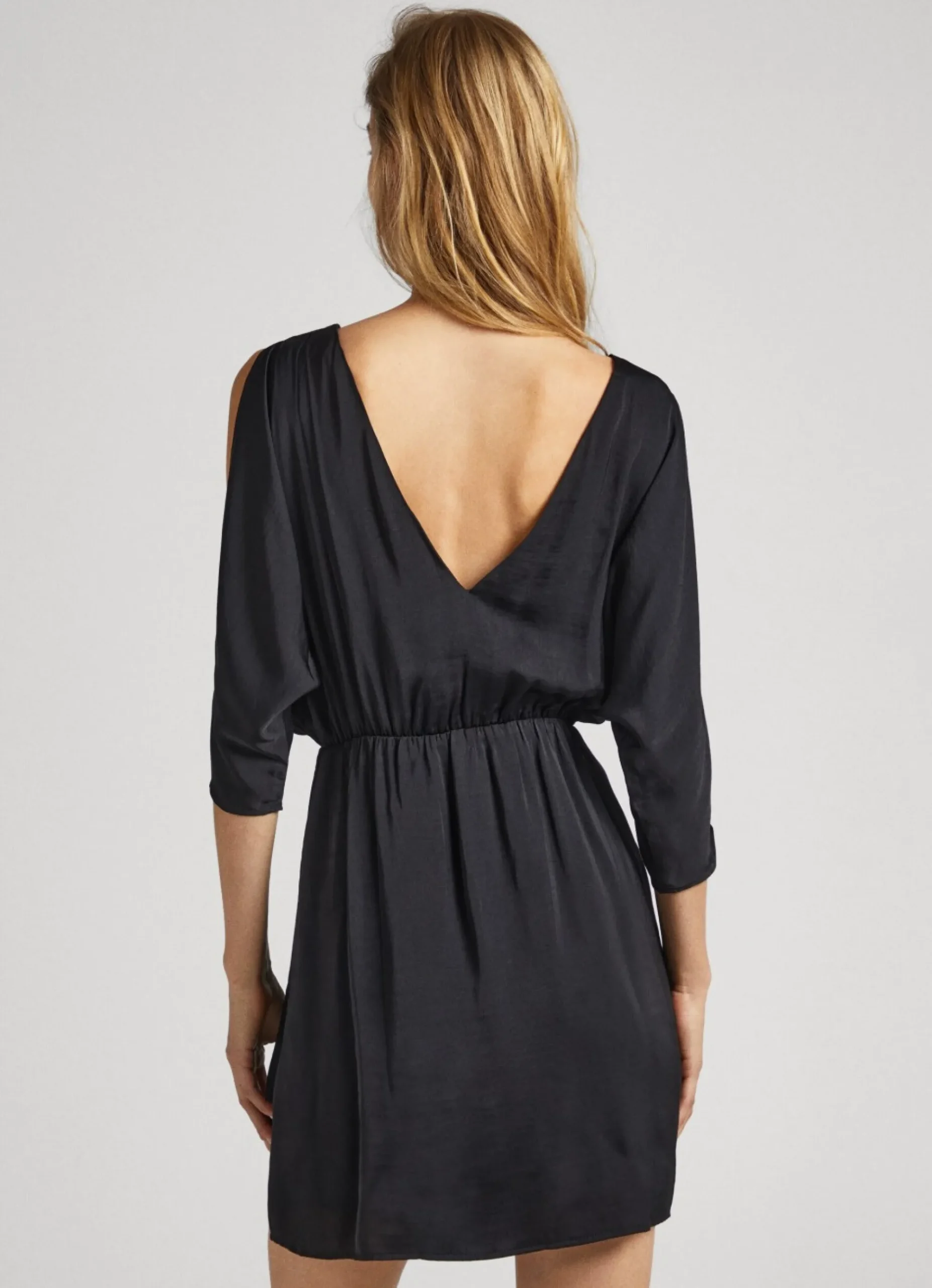 Mulher Pepe Jeans Vestidos E Macacões>Vestido De Cetim Mangas Morcego